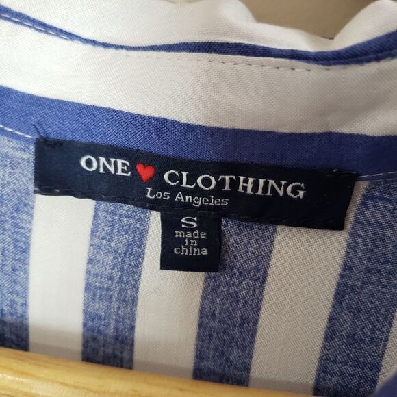 🦋3/$25 One Clothing Small Blue White Striped Button up Ruffle Hem Tunic Top - Picture 3 of 13